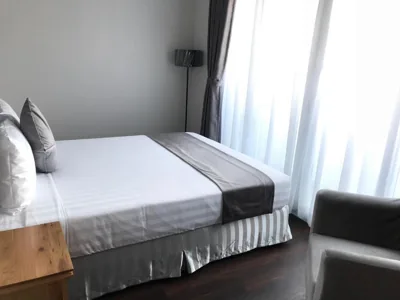 Two-Bedroom Apartment — Emerald Central
